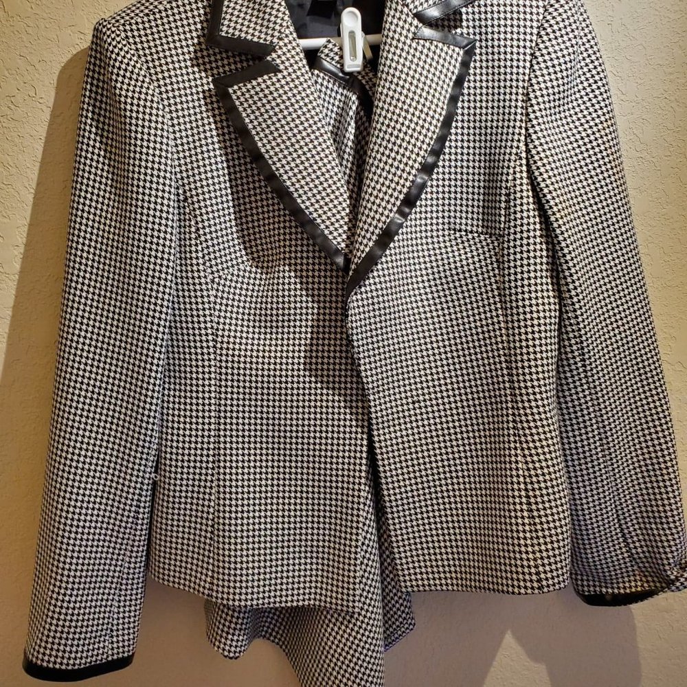 Georiou Women's Skirt Suit Set, Size 12